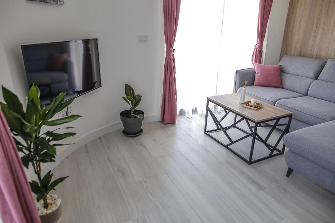 Allure Apartments Ούλτσιν Εξωτερικό φωτογραφία